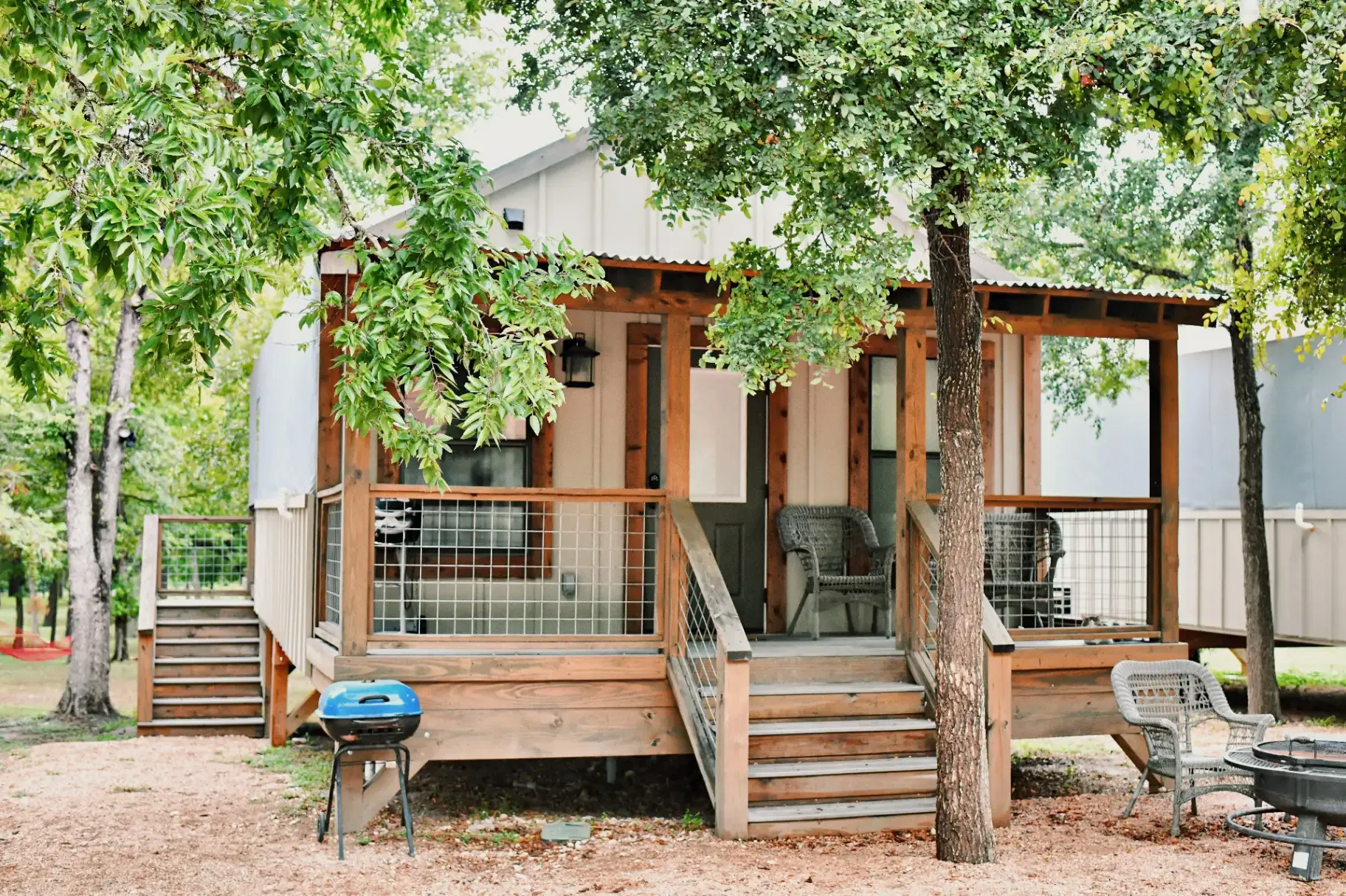 cabin-8.webp